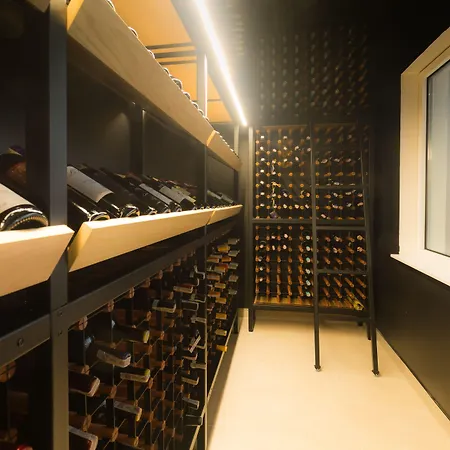 Shuum Boutique - Destigo