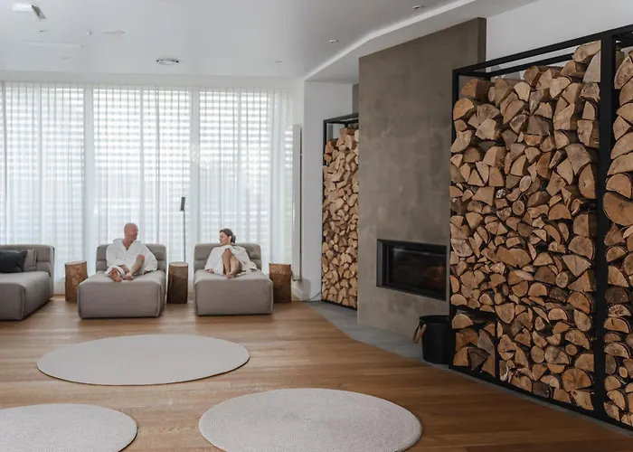 Shuum Boutique - Destigo 4*