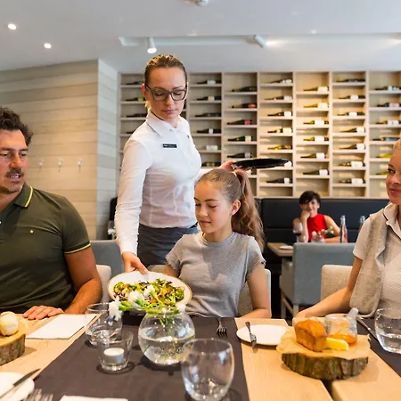 Shuum Boutique Wellness - Destigo 4* Kołobrzeg