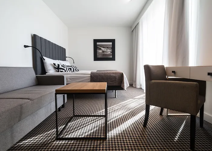 Shuum Boutique - Destigo 4*