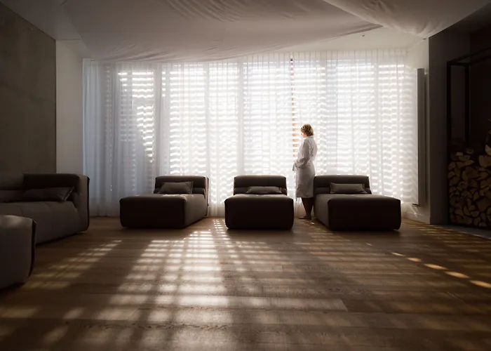 Shuum Boutique - Destigo 4*