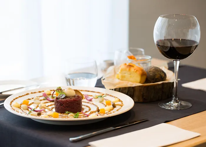 Shuum Boutique - Destigo 4*