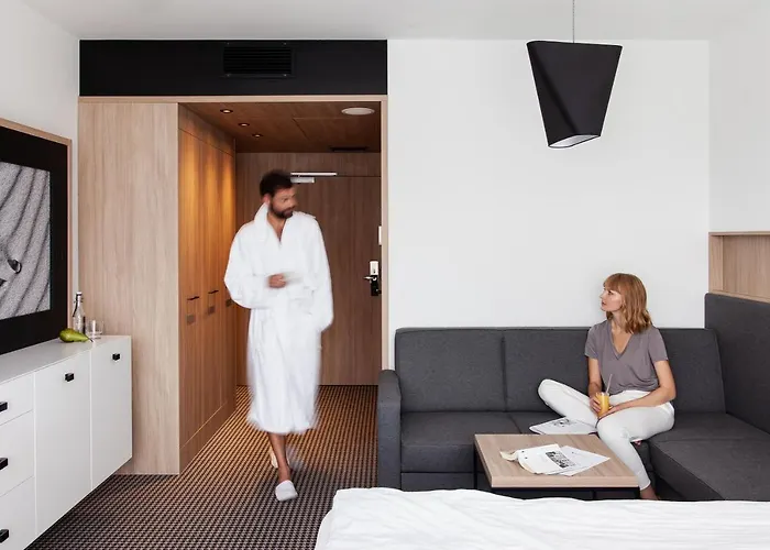 Shuum Boutique - Destigo コウォブジェク